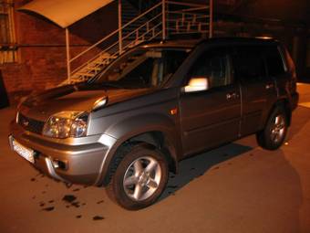 2001 Nissan X-Trail Photos