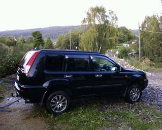 2001 Nissan X-Trail Photos