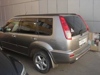 2001 Nissan X-Trail Photos