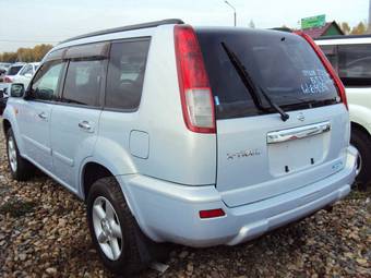 2001 Nissan X-Trail Photos