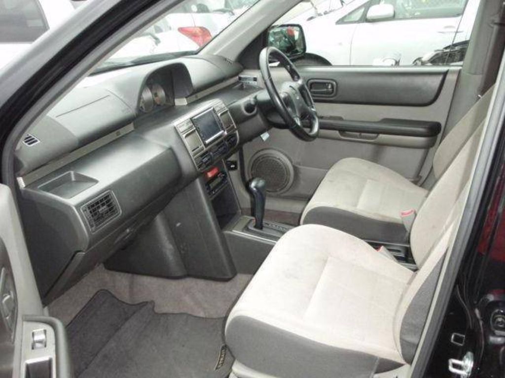 2002 Nissan X-Trail
