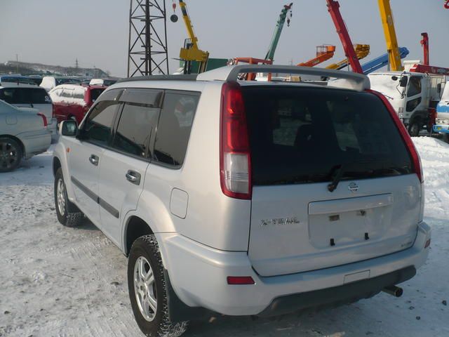 2002 Nissan X-Trail