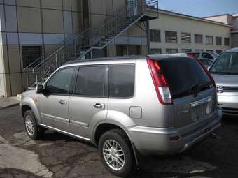 2002 X-Trail