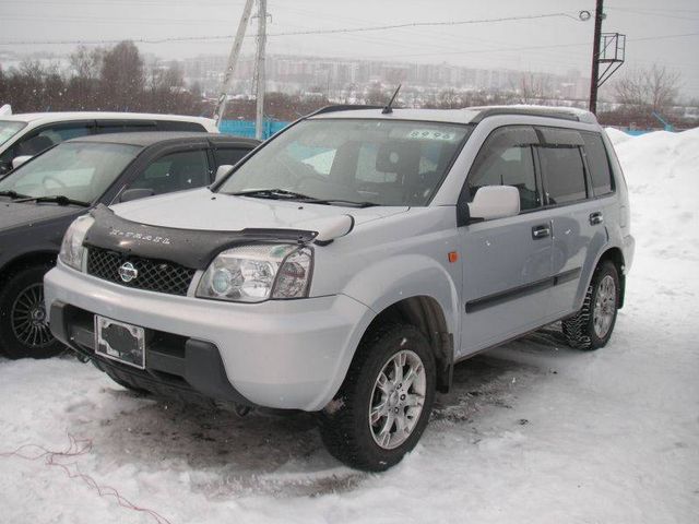 2002 Nissan X-Trail