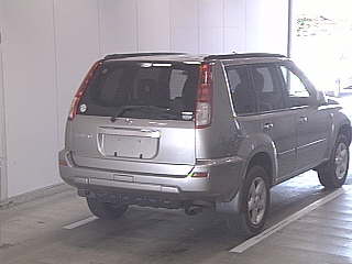 2002 Nissan X-Trail Images