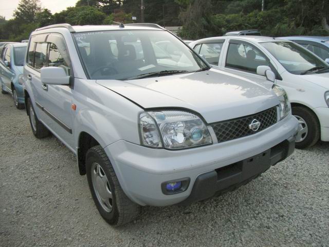 2002 Nissan X-Trail Pics