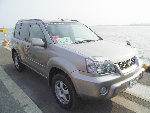 2002 Nissan X-Trail Pictures