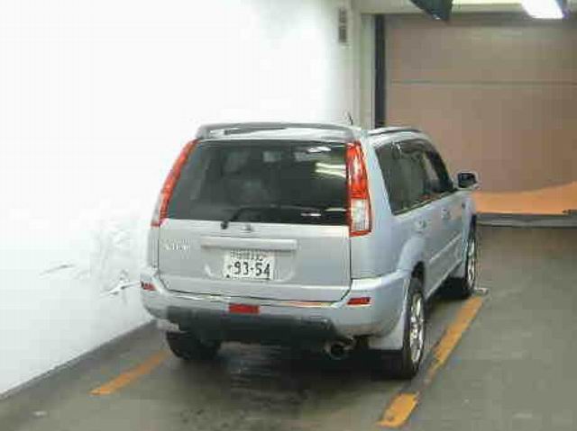 2002 Nissan X-Trail Pictures