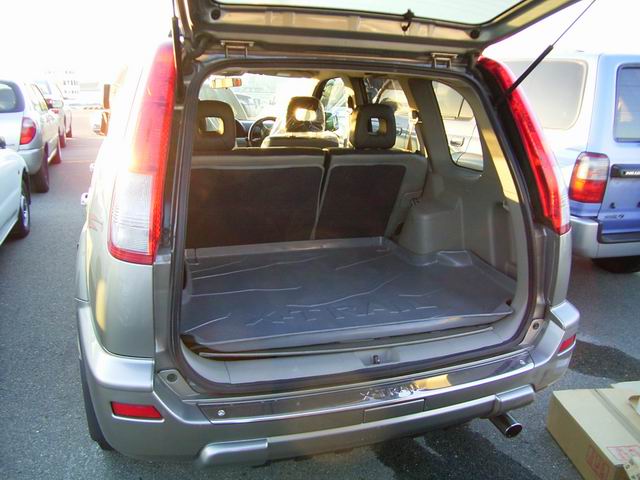 2002 Nissan X-Trail Pictures