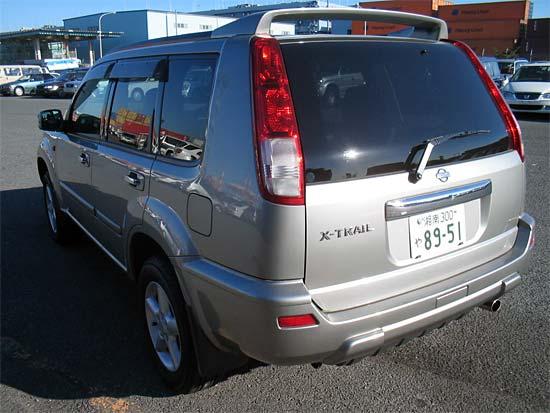 2002 Nissan X-Trail Photos