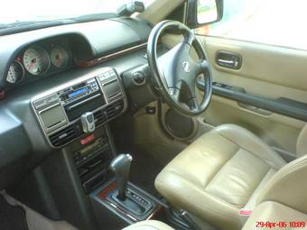 2002 Nissan X-Trail Pictures