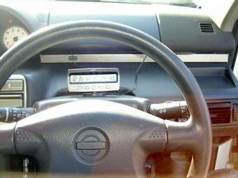 2002 Nissan X-Trail Wallpapers