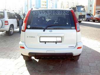 2002 Nissan X-Trail Photos