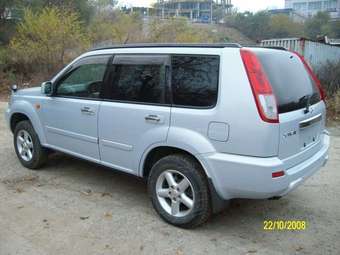 2002 Nissan X-Trail Photos