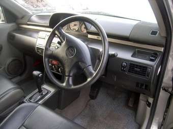 2002 Nissan X-Trail Pictures