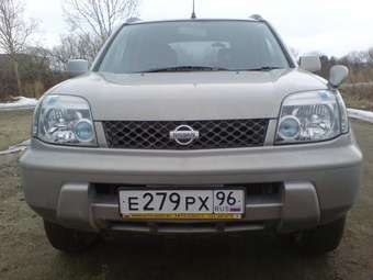 2002 Nissan X-Trail Images