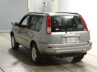 2002 Nissan X-Trail Images