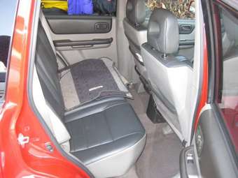 2002 Nissan X-Trail Pictures
