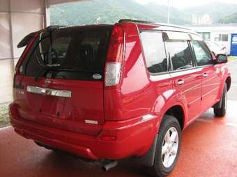 2002 Nissan X-Trail Images