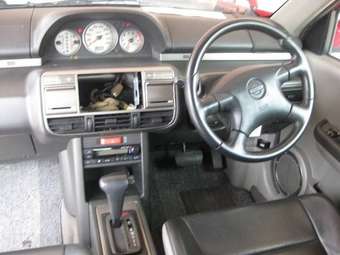 2002 Nissan X-Trail Pics