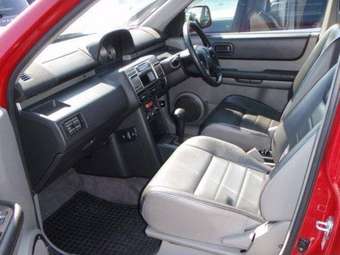 2002 Nissan X-Trail Pictures