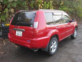 2002 Nissan X-Trail Photos