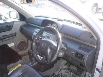 2002 Nissan X-Trail Pictures