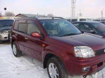2002 Nissan X-Trail Photos