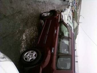 2002 Nissan X-Trail Photos