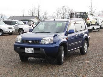 2002 Nissan X-Trail Photos