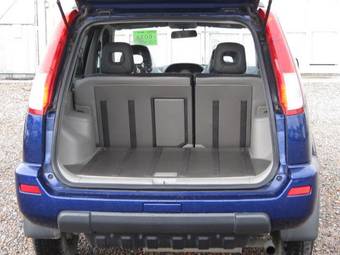 2002 Nissan X-Trail Photos