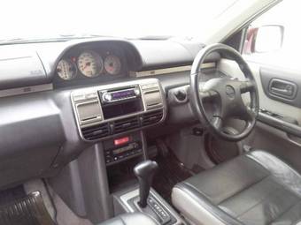 2002 Nissan X-Trail Pictures