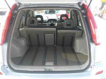 2002 Nissan X-Trail Images