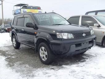 2002 Nissan X-Trail Photos
