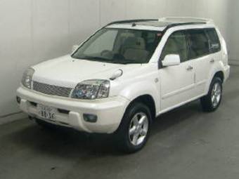 2002 Nissan X-Trail Photos