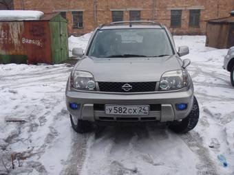 2002 Nissan X-Trail Photos
