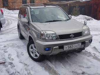 2002 Nissan X-Trail Photos