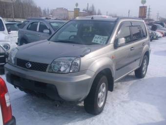 2002 Nissan X-Trail Photos