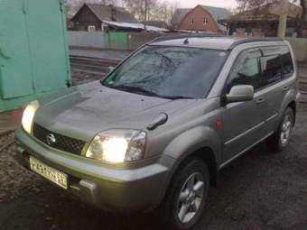 2002 Nissan X-Trail Photos