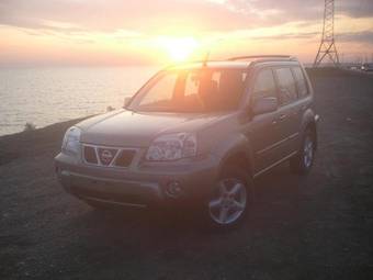 2002 Nissan X-Trail Images