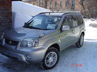 2002 Nissan X-Trail Images