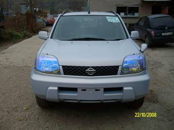 2002 Nissan X-Trail Images
