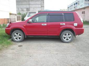 2002 Nissan X-Trail Photos