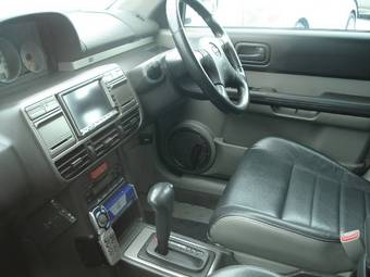 2002 Nissan X-Trail Pictures