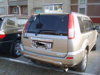 2002 Nissan X-Trail Photos
