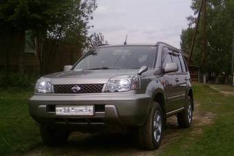 2002 Nissan X-Trail Photos