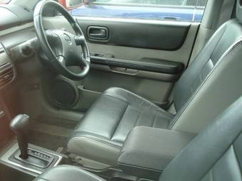 2002 Nissan X-Trail Pictures