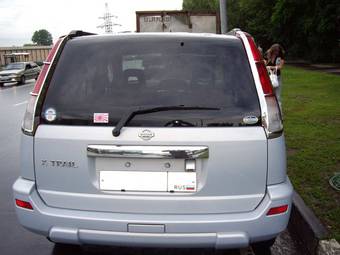 2002 Nissan X-Trail Images