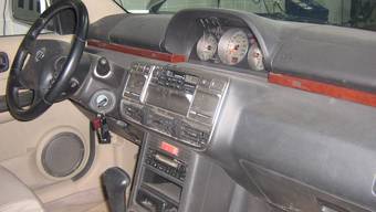 2002 Nissan X-Trail Pics