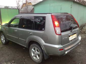 2002 Nissan X-Trail Photos